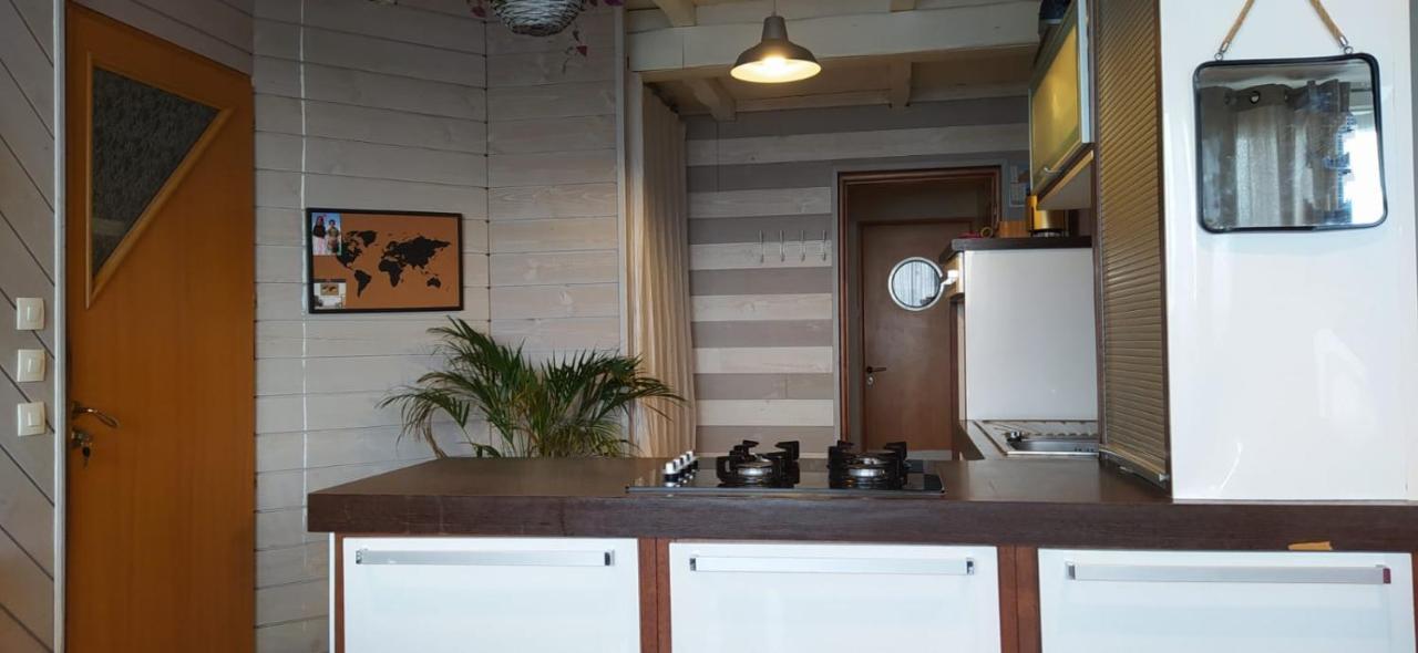 Appartement Vue Mer, Rdc, Plage De Trestrignel Perros-Guirec Zewnętrze zdjęcie